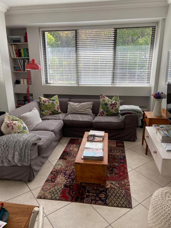 Modern, Centrally Located Dorp Street Apartment Stellenbosch Exteriér fotografie