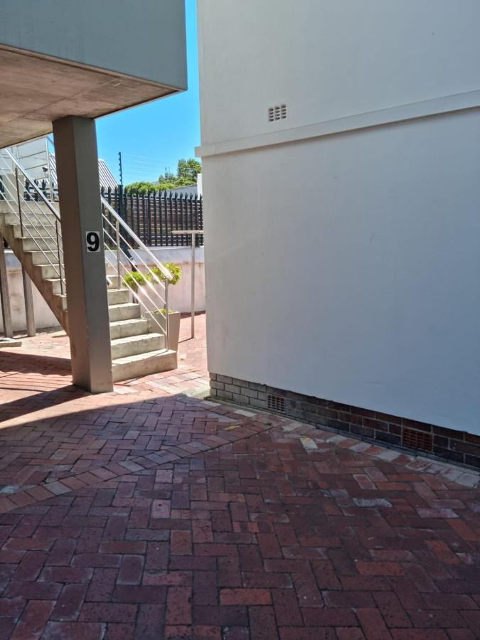 Modern, Centrally Located Dorp Street Apartment Stellenbosch Exteriér fotografie