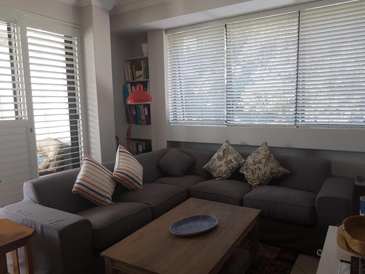 Modern, Centrally Located Dorp Street Apartment Stellenbosch Exteriér fotografie